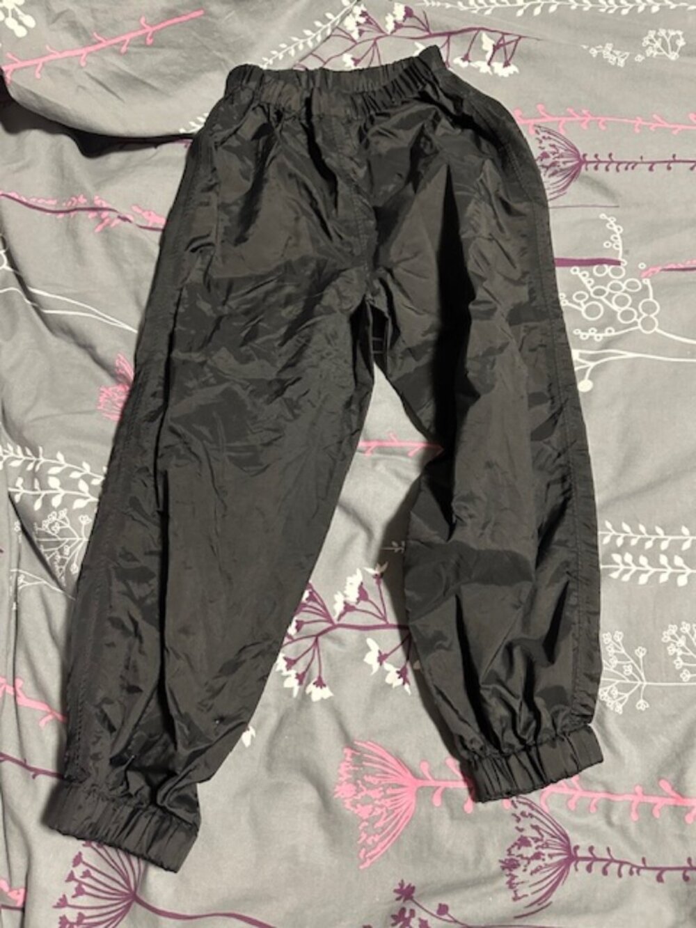 MEC Size 6 rain pants